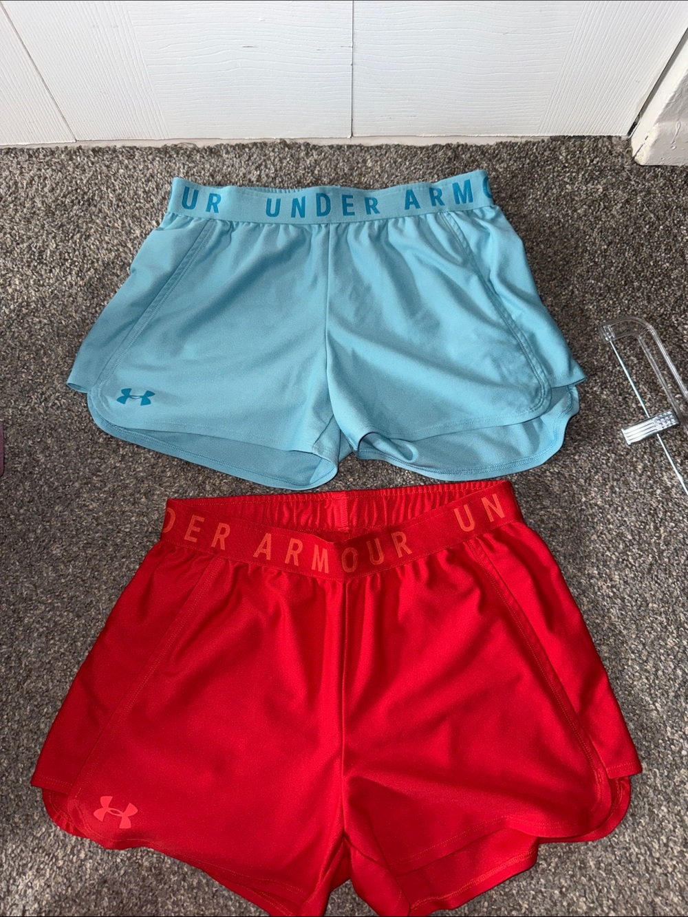 Under Armour Active Shorts - Light Blue & Red
